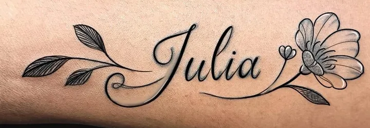 A mesma tatuagem com a correção desenhada pelo Garcia no iPad